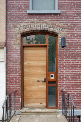 ar and dee design build entry door 209 Calyer Street